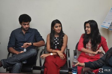 Mukunda Movie Hungama at Sandhya Theatre